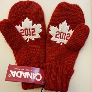 Hudson Bay Team Canada Red Mittens